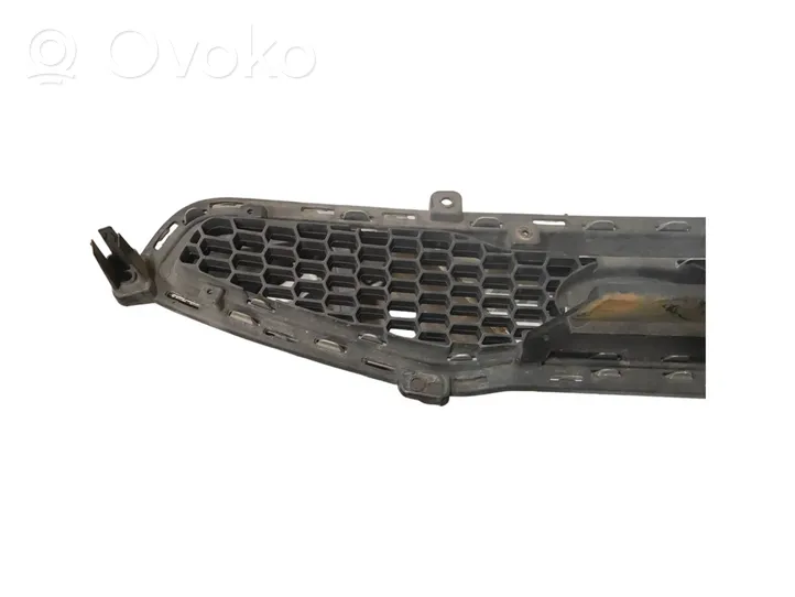 KIA Picanto Maskownica / Grill / Atrapa górna chłodnicy 865801Y000