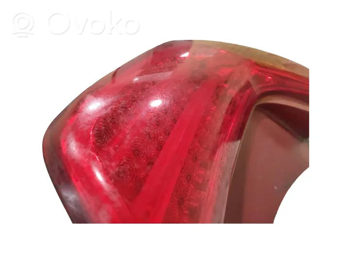 KIA Picanto Rear/tail lights R1S102