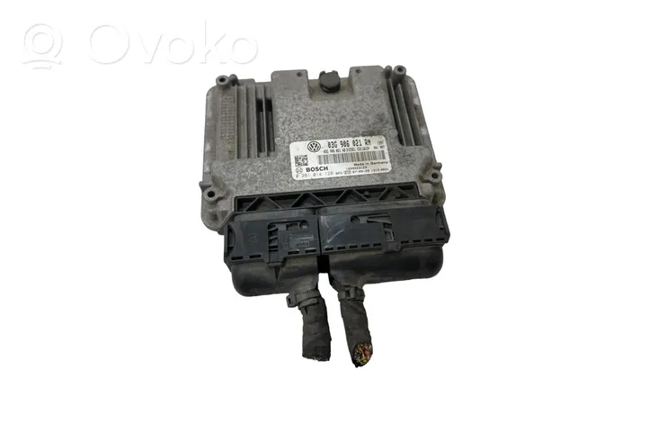 Volkswagen Touran I Sterownik / Moduł ECU 03G906021RN