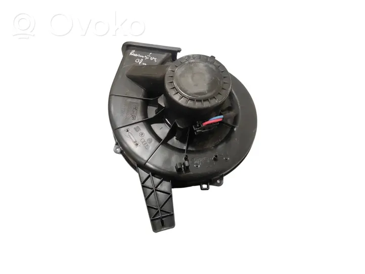 Skoda Roomster (5J) Pečiuko ventiliatorius/ putikas 6Q1820015G