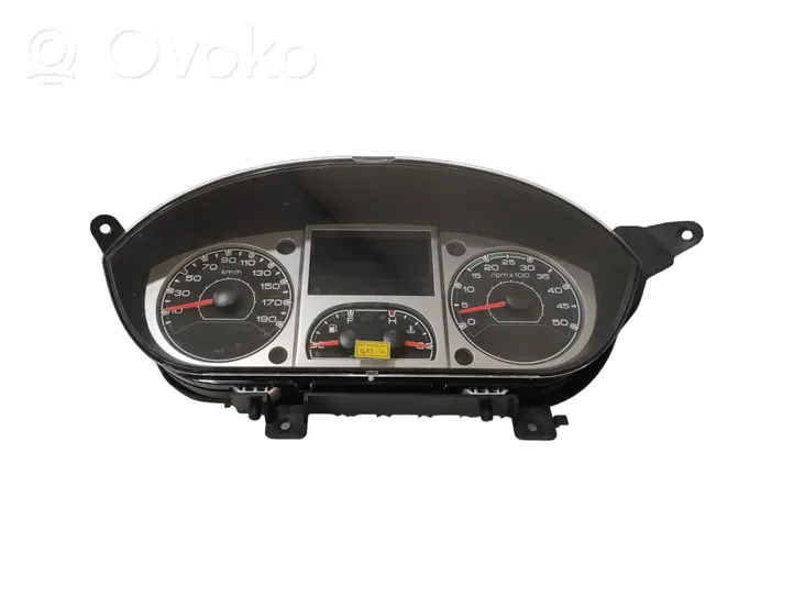 Iveco Daily 35 - 40.10 Speedometer (instrument cluster) 5801318879