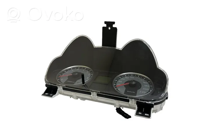 Mitsubishi Colt Speedometer (instrument cluster) 8100B081