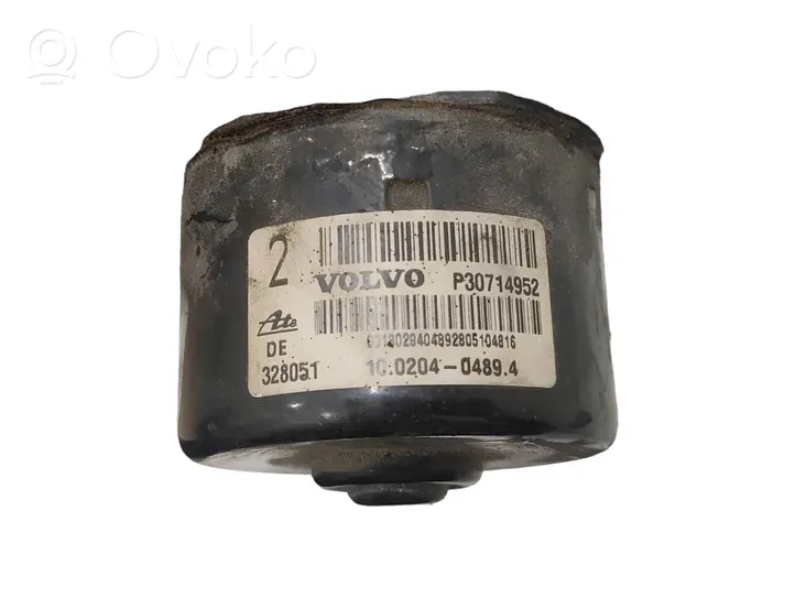 Volvo S60 ABS-pumppu P30714952