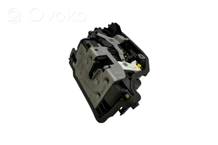 BMW 2 F45 Zamek drzwi tylnych A046465