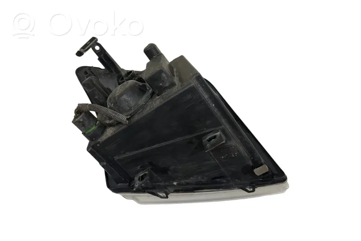 Ford Connect Передняя фара 2T1413005AF