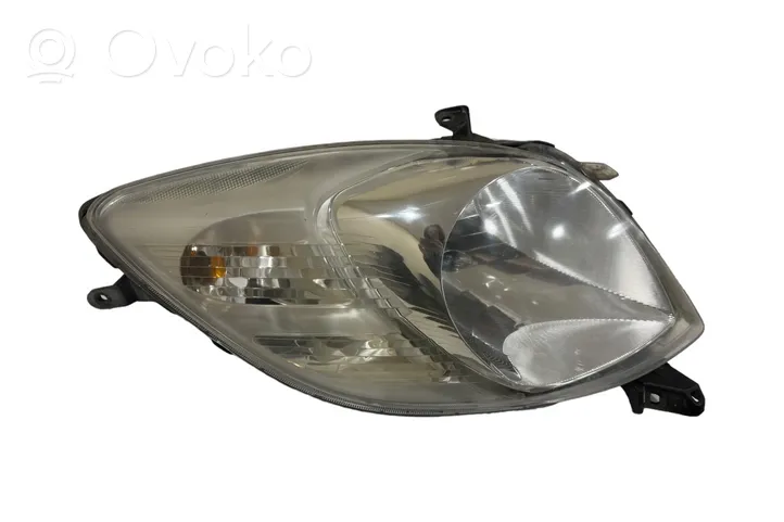 Toyota Yaris Lampa przednia 811500D120