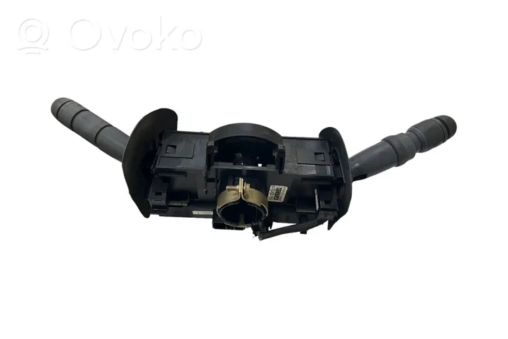 Iveco Daily 4th gen Leva/interruttore dell’indicatore di direzione e tergicristallo 69500430