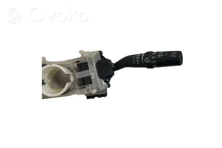 Toyota Hiace (H200) Leva/interruttore dell’indicatore di direzione e tergicristallo 843102F590