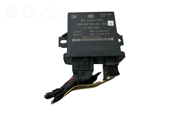 Opel Insignia A Light module LCM 13326937