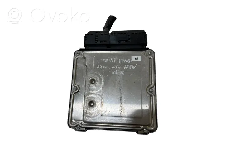 Skoda Octavia Mk3 (5E) Sterownik / Moduł ECU 04L907309B