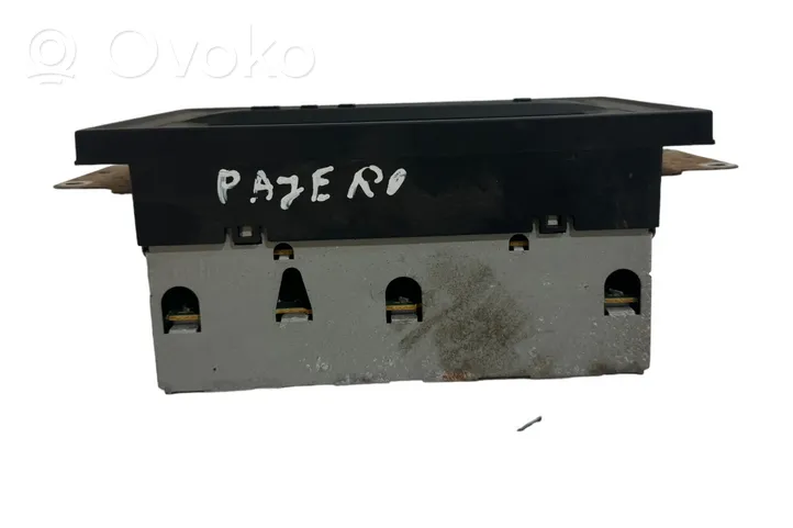 Mitsubishi Pajero Monitor / wyświetlacz / ekran MR532881