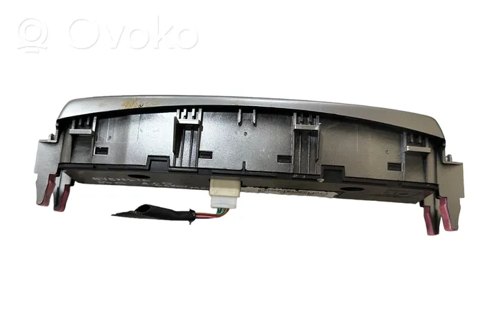 Toyota Avensis T270 Panel klimatyzacji 5590005500