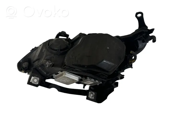 BMW 5 E60 E61 Lampa przednia 1ZS00999402