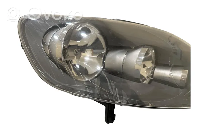 Volkswagen Golf Plus Lampa przednia 5M1941006D