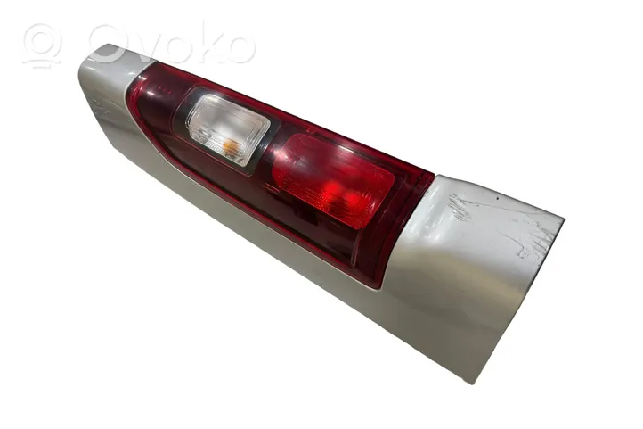 Opel Vivaro Lampa tylna 93454138