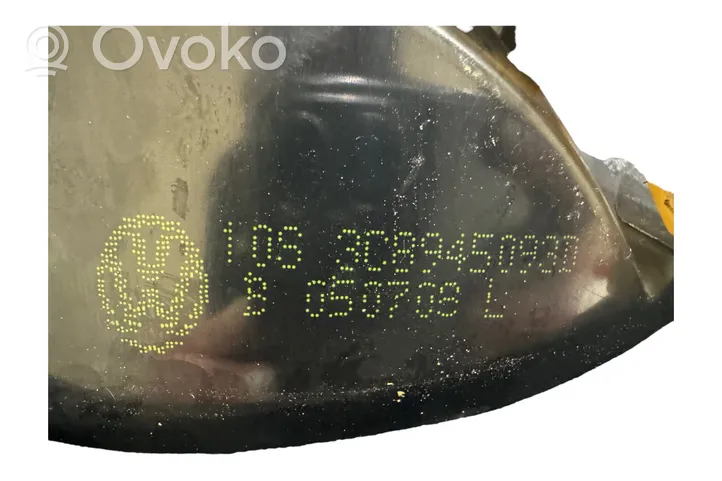 Volkswagen PASSAT CC Lampy tylnej klapy bagażnika 3C8945093D