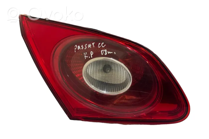 Volkswagen PASSAT CC Lampy tylnej klapy bagażnika 3C8945093D