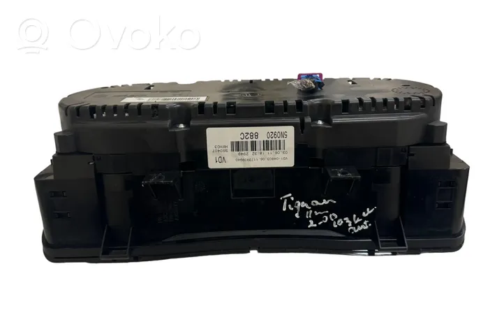 Volkswagen Tiguan Tachimetro (quadro strumenti) 5N0920882C