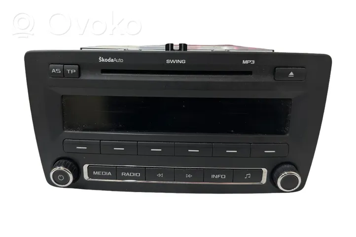 Skoda Octavia Mk2 (1Z) Unité principale radio / CD / DVD / GPS 1Z0035161F