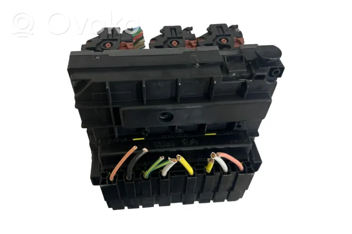 Citroen Berlingo Module de fusibles 9664706180