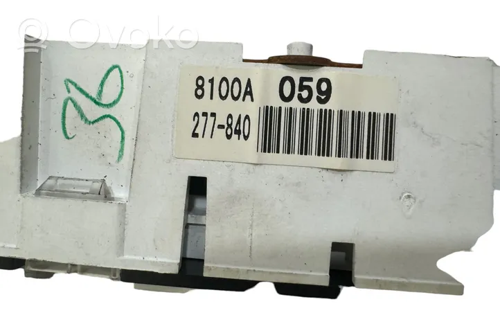 Mitsubishi Lancer Tachimetro (quadro strumenti) 8100A059