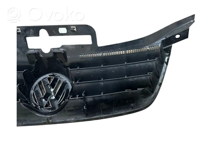 Volkswagen Touran I Grille calandre supérieure de pare-chocs avant 1T0853651A