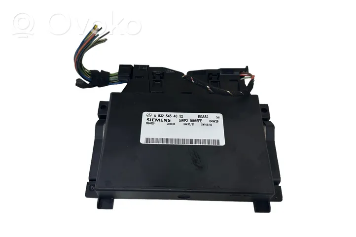 Mercedes-Benz C W203 Module de contrôle de boîte de vitesses ECU A0325454332