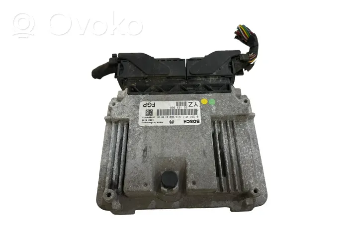 Opel Vectra C Variklio valdymo blokas 55193968