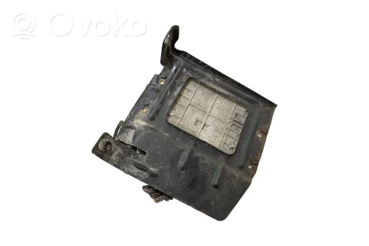 Opel Zafira B Calculateur moteur ECU MB2758008161