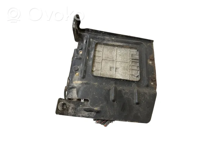 Opel Zafira B Engine control unit/module MB2758008161