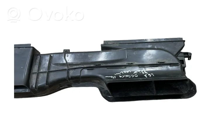 Skoda Octavia Mk3 (5E) Parte del condotto di aspirazione dell'aria 5Q0129254B