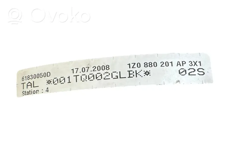 Skoda Octavia Mk2 (1Z) Ohjauspyörän turvatyyny 1Z0880201AP
