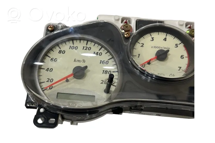 Toyota RAV 4 (XA20) Compteur de vitesse tableau de bord 838004A090