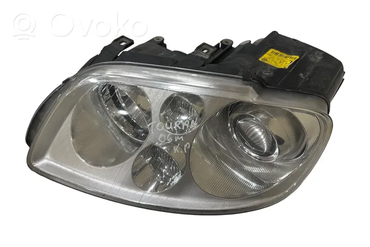 Volkswagen Touran I Lampa przednia 1T0941031K