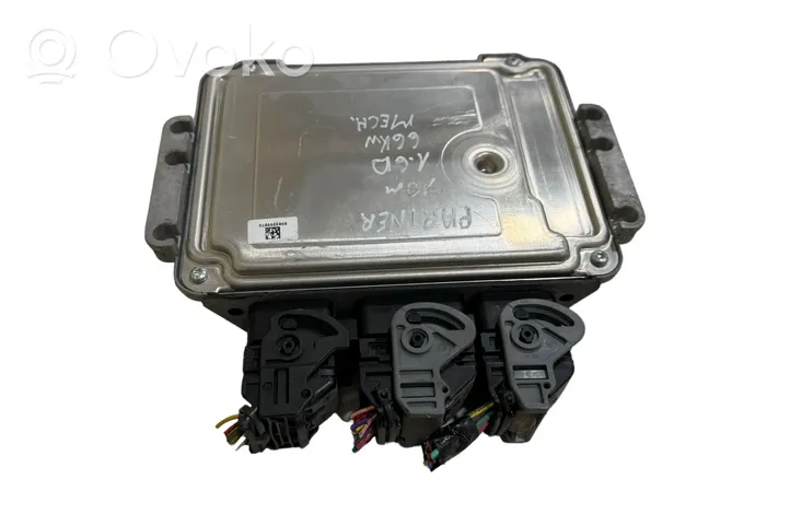 Peugeot Partner Sterownik / Moduł ECU 9664843780