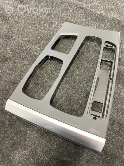 BMW X5 F15 Rivestimento in plastica cornice della leva del cambio 9252115