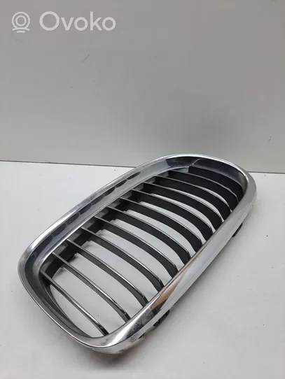 BMW 3 E90 E91 Front grill 51137201970