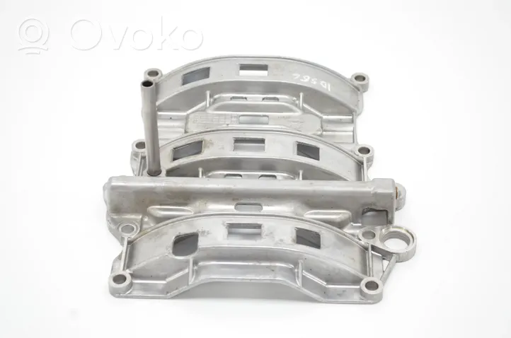 Hyundai ix35 Separatore dello sfiato dell’olio 211122F301