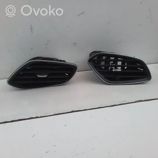 Opel Grandland X Boczna kratka nawiewu deski rozdzielczej YP00060077