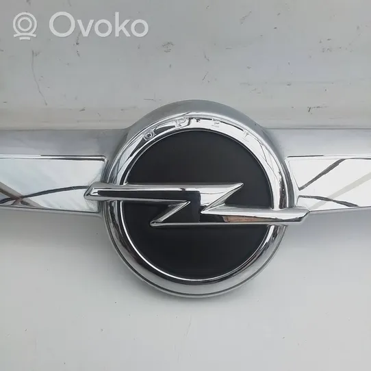 Opel Insignia A Poignée extérieure de hayon arrière 13244388