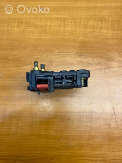 Mercedes-Benz S W220 Battery relay fuse 2205460641