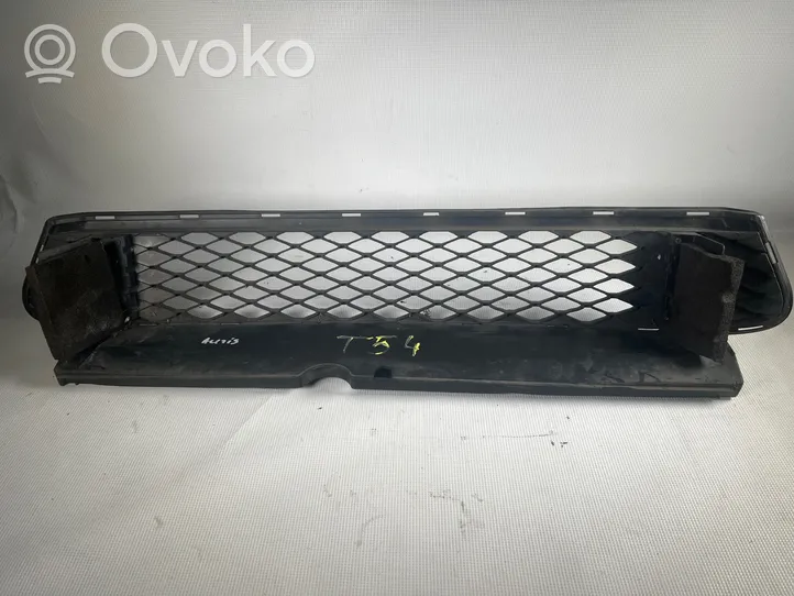 Toyota Auris 150 Grille inférieure de pare-chocs avant 5311202320