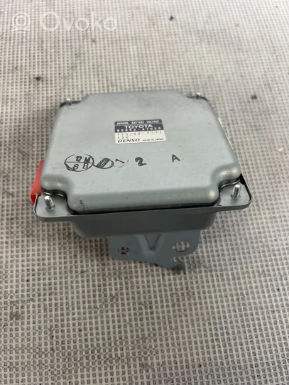 Toyota Prius (XW30) Batterie-Steuermodul 8989247020