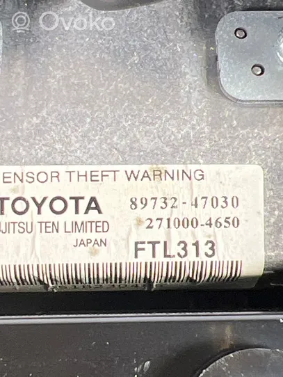 Toyota Prius (XW30) Priekšējo vietu apgaismojums 2710004650