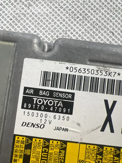 Toyota Prius (XW20) Turvatyynyn ohjainlaite/moduuli 8917047091