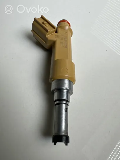 Toyota Prius (XW30) Fuel injector 232500T030