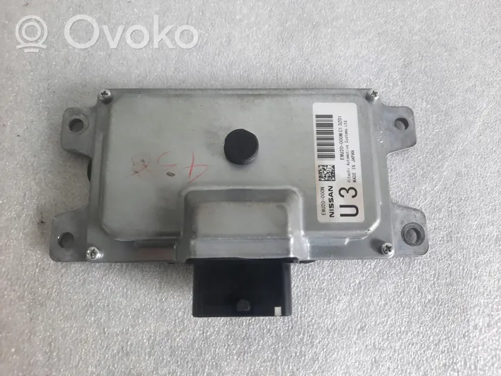 Infiniti Q50 Module de contrôle de boîte de vitesses ECU EMU20000N