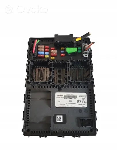 Ford Fiesta Fuse module HU5T15604BCN