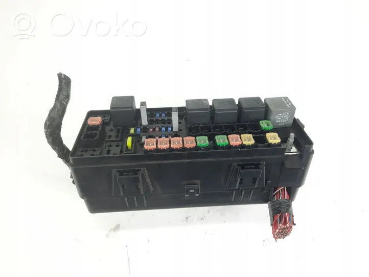 Lancia Thema Module de fusibles P68092914AC