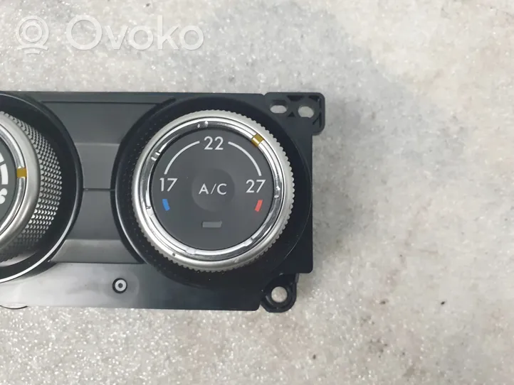 Subaru Impreza V Climate control unit 72311FJ610